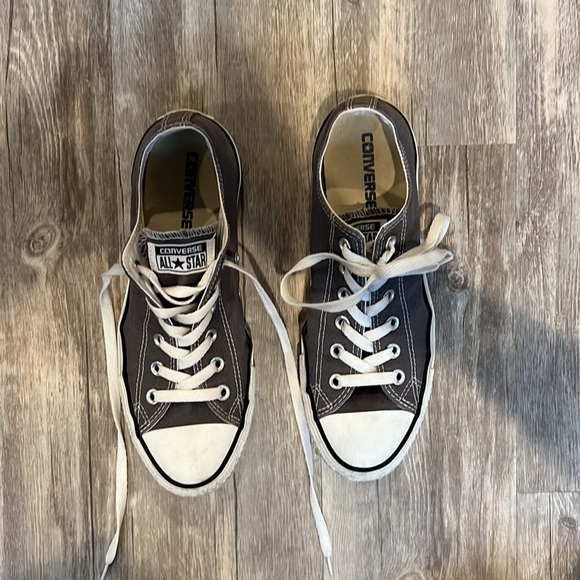 Chuck Taylors Charcoal Gray - Picture 3 of 6